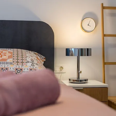 Nyaraló Exquisites Ferienhaus Mit Penthouse-dachterrasse, Whirlpool, Meerblick Novigrad Istria